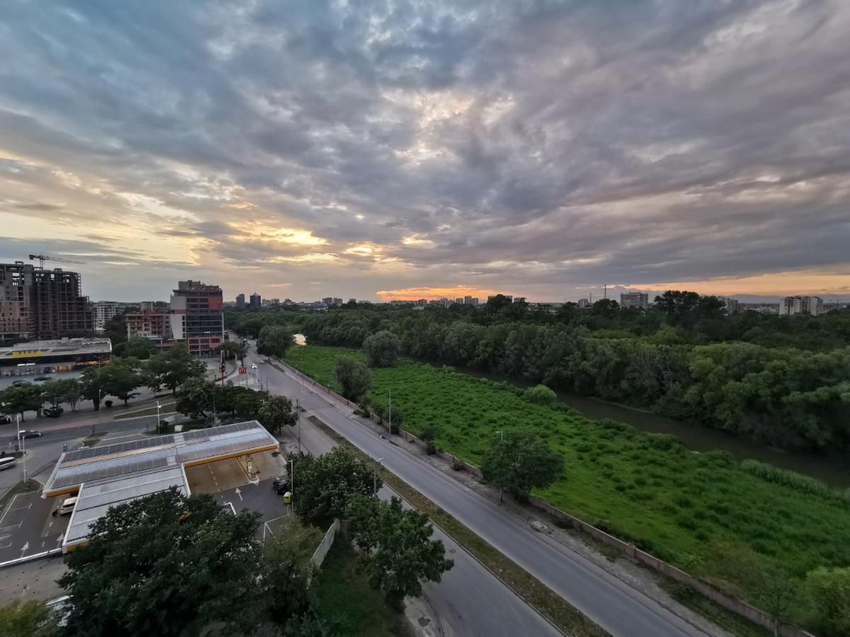 Riverview Plovdiv Buitenkant foto